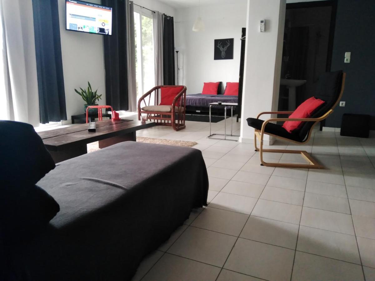 Studio Poseidonia Apartment 75Sqm Corinth Canal Bagian luar foto